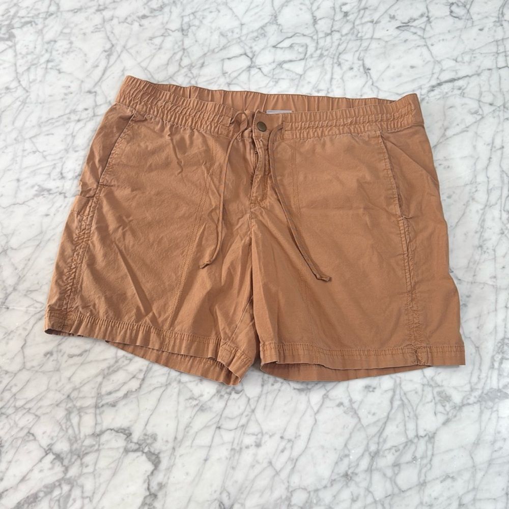 Columbia Shorts Mens L Camping Outdoors hiking 6” Camel